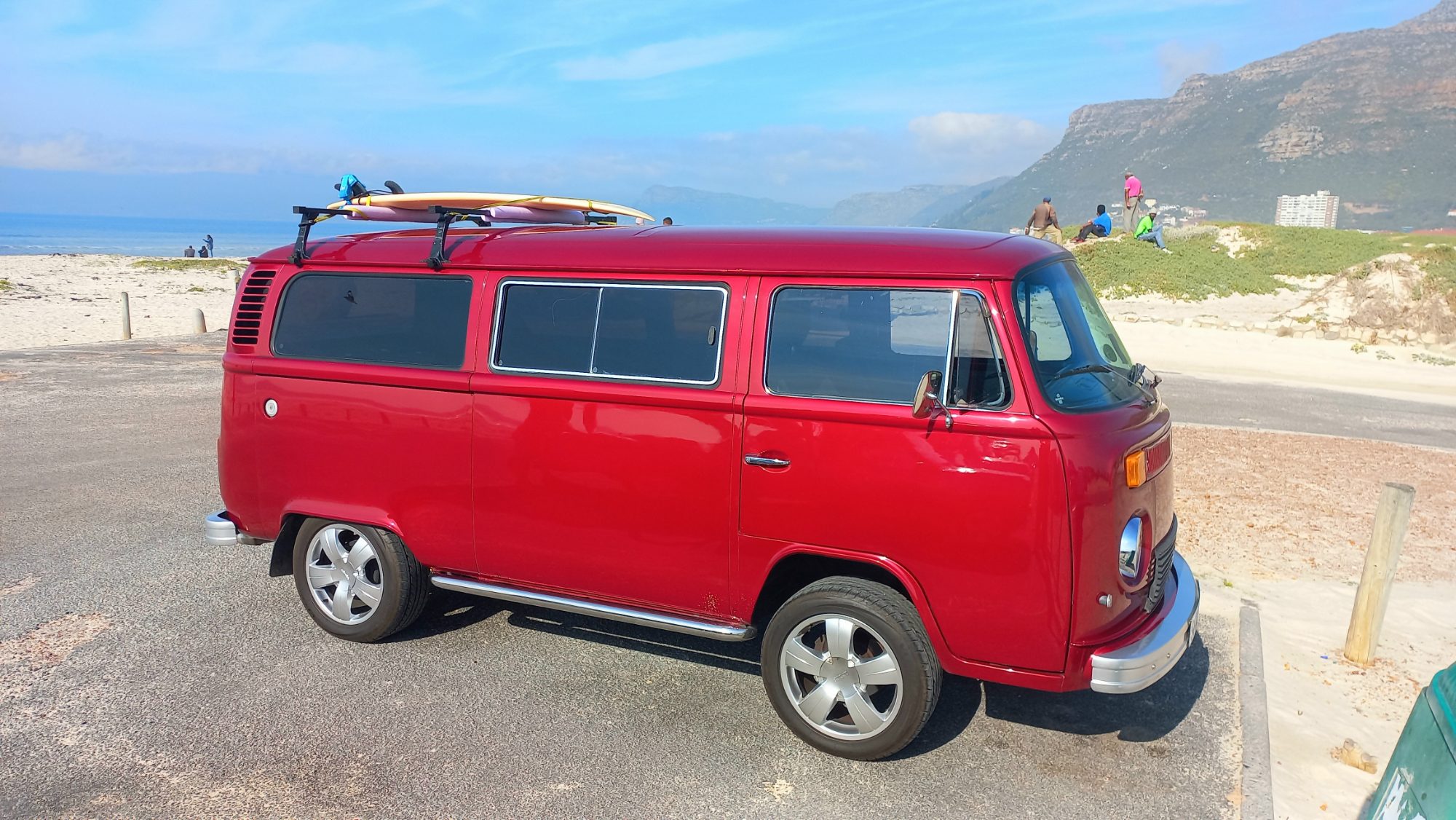 Red Kombi — image 1