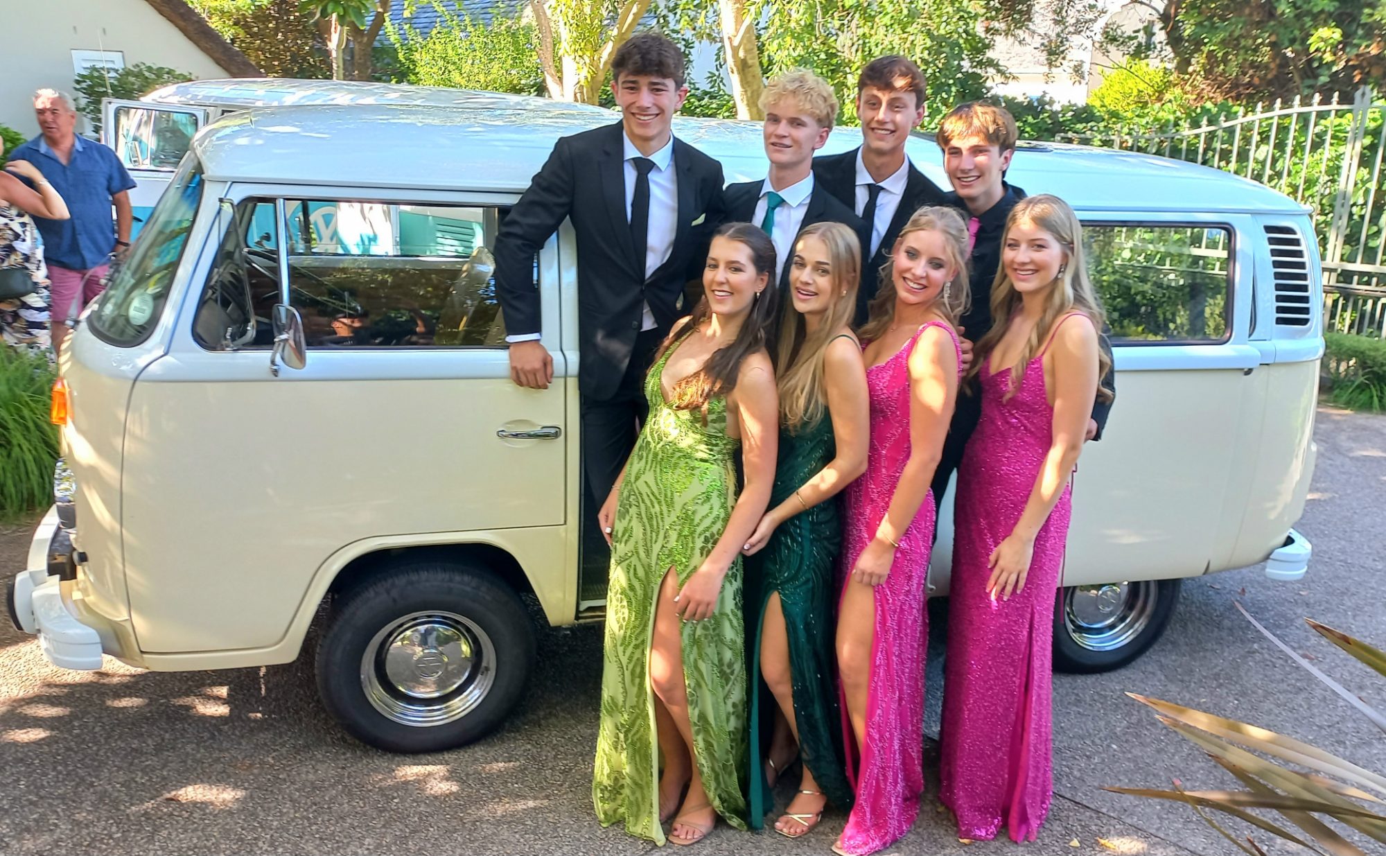 Beige Kombi — image 1