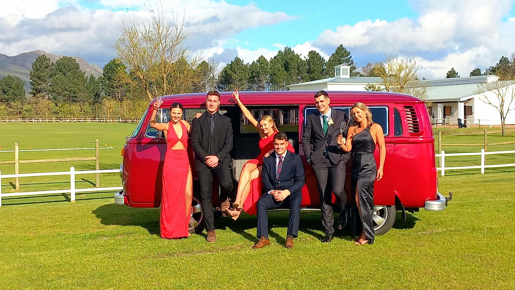 Red Kombi — image 3