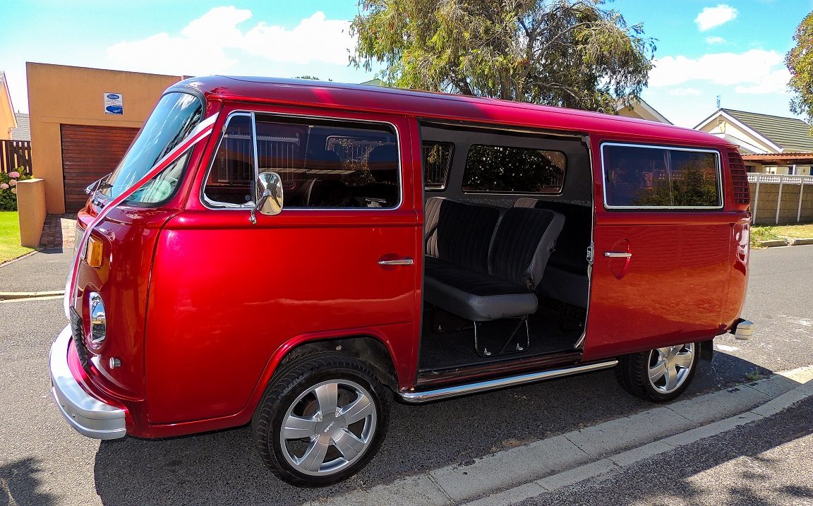Red Kombi — image 9