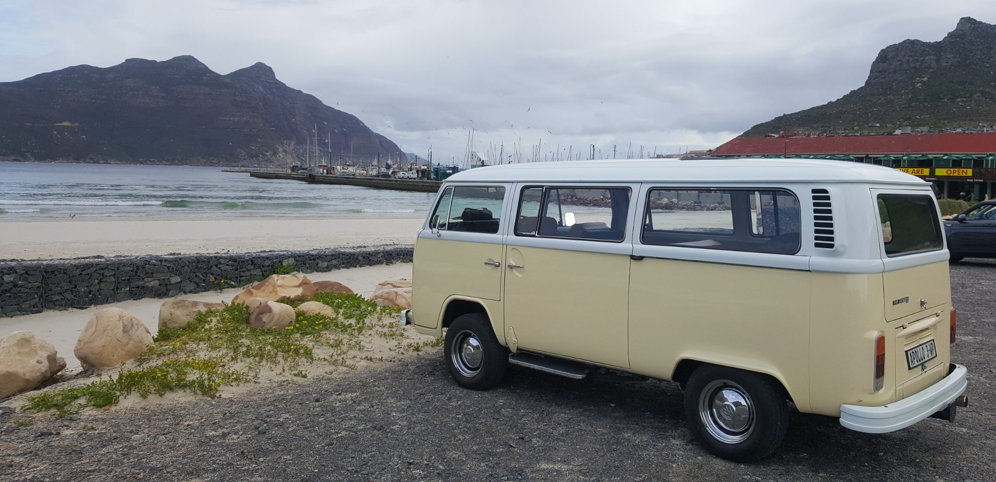 Beige Kombi — image 4