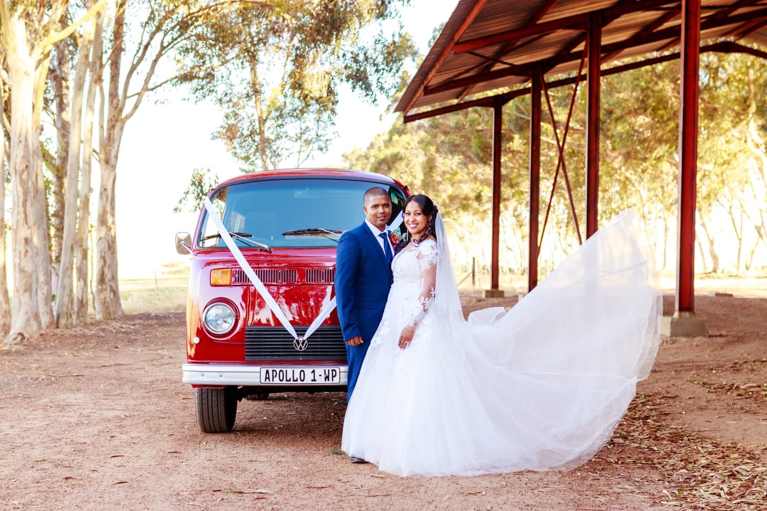 Red Kombi — image 8