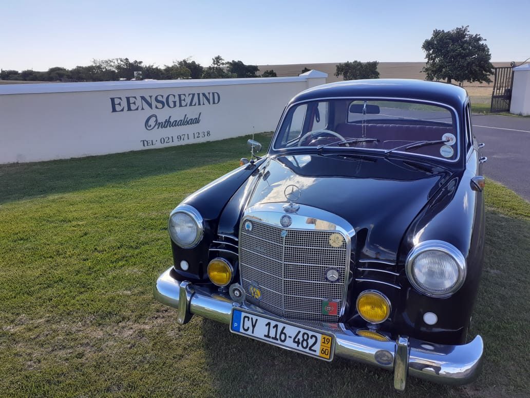Mercedes 180 1960 Black — david 1.jpg