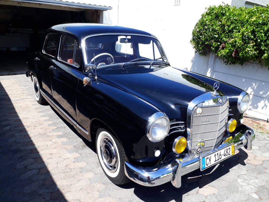 Mercedes 180 1960 Black — david 3.jpg
