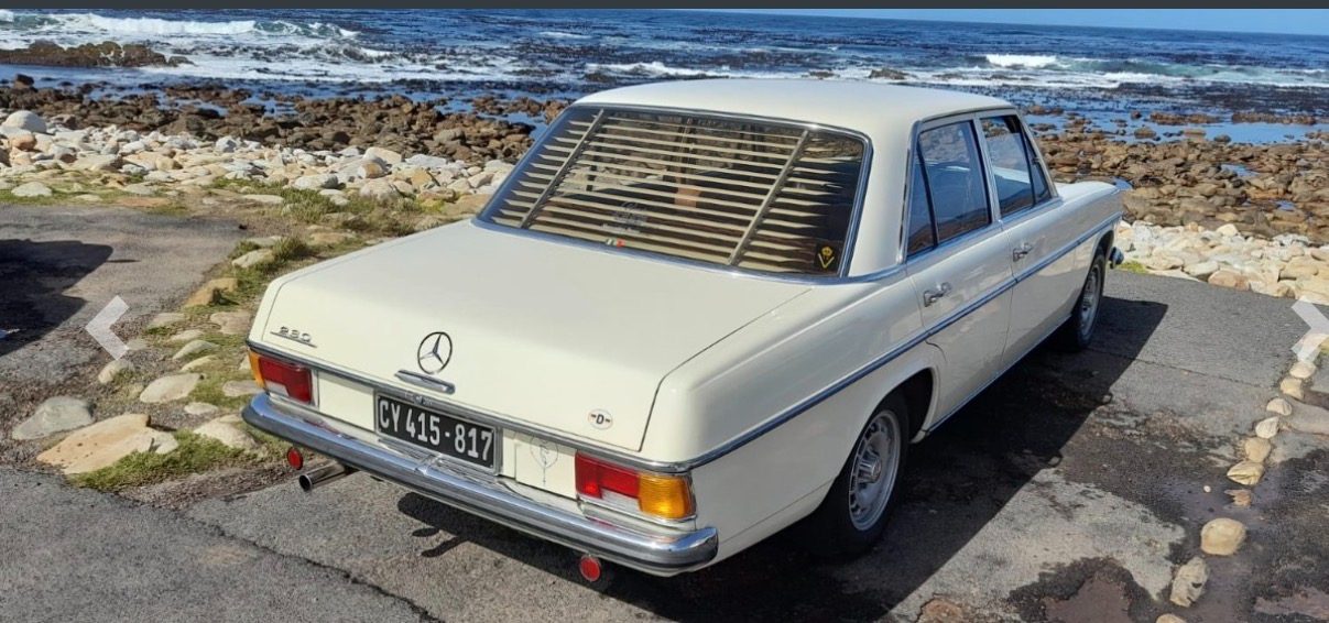 Mercedes W114 230 1969 Cream       — w114 230 2222.jpg