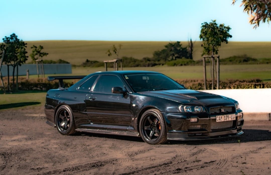 2000 Nissan GTR34 Black — gtr2.jpeg