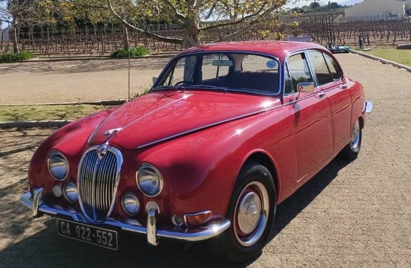 Jaguar 3.8S 1966 Red — RED JAGUAR 2.jpeg