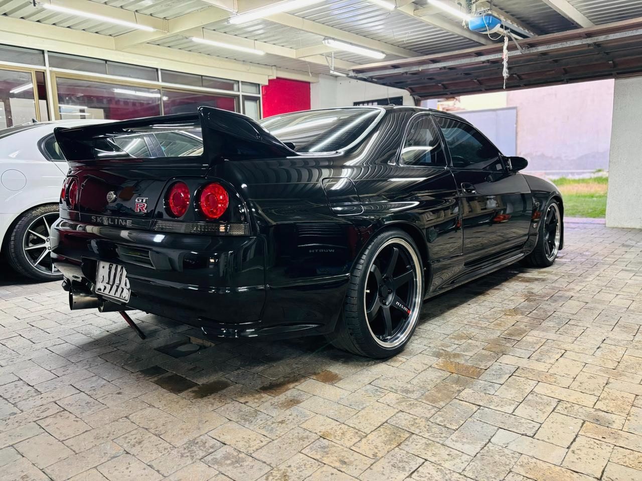 Nisaan GTR33 Black  — GTR33 2.jpeg