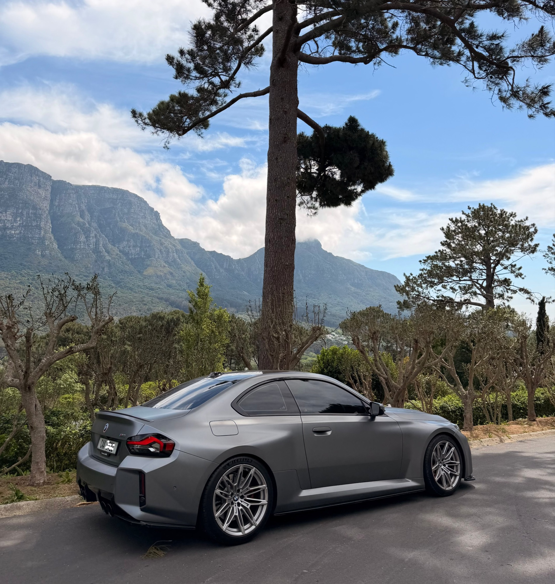 BMW G87 M2 — image 2